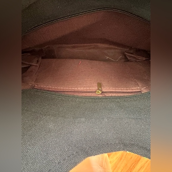 Red Embroidered Satchel, Double Handle Purse, Retro Style With Removable Strap - Picture 13 of 13